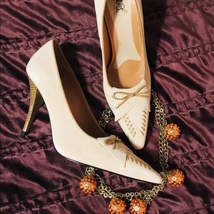 Carlos Santana suede pumps 9.5